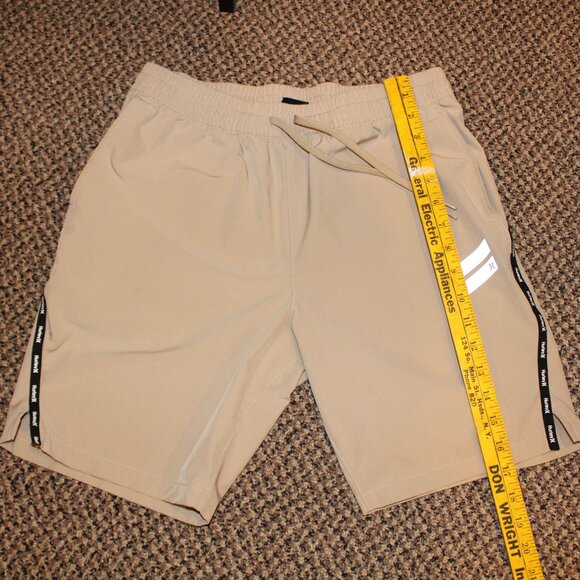 Men’s size small Hurley khaki lightweight shorts - Picture 1 of 2